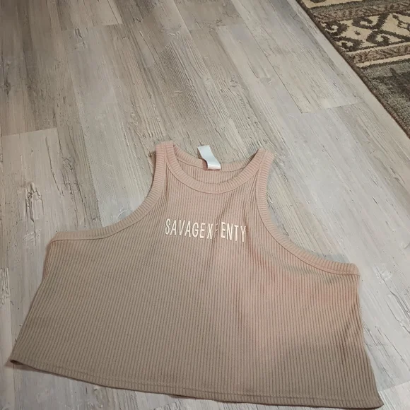 Savage Fenty - Picture 2 of 5